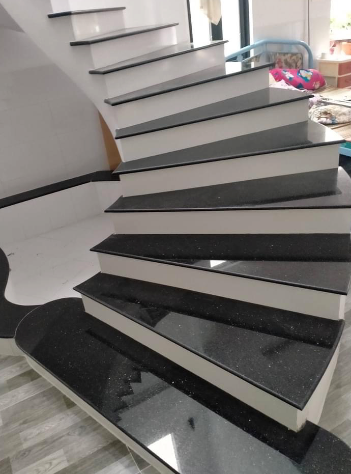 đá đen ấn độ