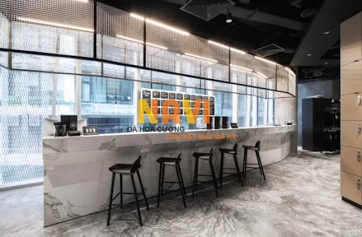 Hài hước chuyện nghề đá hoa cương